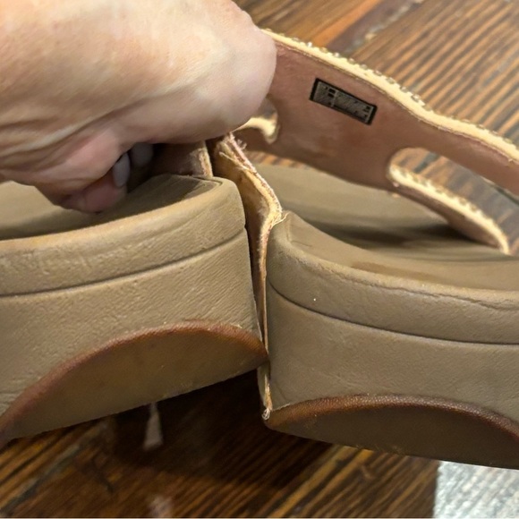 Fitflop Rhinestone Marli Slide Sandal Beige Vintage Gold Women’s Size 9 - Picture 5 of 6